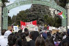 Jewish groups suing UC Berkeley for anti-Semitism on campus