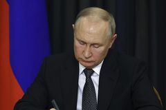 Russia drafting "loyalty" pledge legislation for tourists