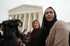 Abercrombie & Fitch Guilty of Religious Discrimination, Supreme Court Decides in Muslim Head Scarf Case