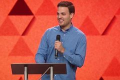 Michael Hodges, son of Alabama megachurch founder, returns to public ministry after ‘moral failing’