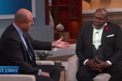 Dr. Phil: 'Everybody in America' Should Be Watching Bishop TD Jakes' Talk Show