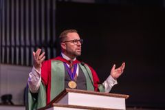 Dew to graduates: Speak the Gospel ‘with clarity and strength’ | Baptist Press