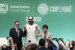 Diplomats at UN summit agree to transition away from fossil fuels