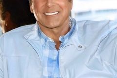 Legendary singer Carman dies at 65; winning 'millions to Christ' was greatest achievement