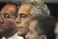 Judge to unseal names of Jeffrey Epstein associates, victims