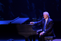 John Tesh on how faith, Scripture miraculously saved him from suicide, cancer