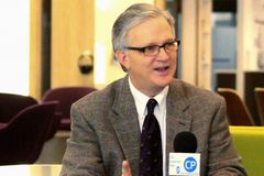 Timothy Keller, Group of Evangelical Leaders Clash With American Bible Society Over Severance for Fired President Doug Birdsall