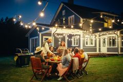 Dining across culture war divides