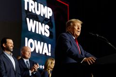 Trump wins Iowa, Vivek suspends campaign to back fmr. pres., Haley claims it's now 2-candidate race