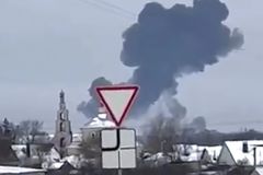 Russia blames Ukraine for plane crash that it says killed 74