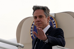 U.S. Secretary of State begins new Middle East trip, his fifth since Oct. 7