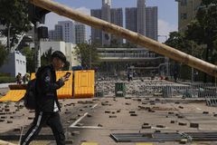 Hong Kong protests extend to campuses