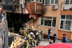 Fire at Istanbul nightclub kills dozens