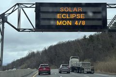 Eclipse tourism expected to cause heavy traffic across U.S.
