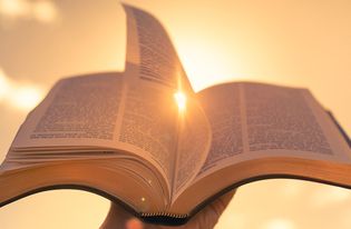 Report Shows Record Low Bible Engagement, but Hope for Gen Z