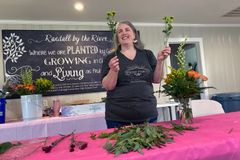 Hiking, Disc Golf, Flower Arranging: UMC Initiative Connects People Around Non-Church Interests