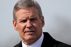 Tennessee advances bill regulating social media use by minors