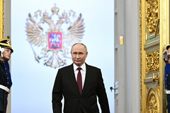 Putin extends his rule of Russia to another term, his fifth