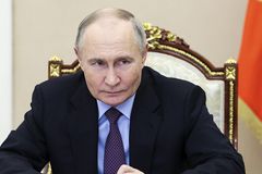 Putin decrees seizure of U.S. assets if Russian funds are touched