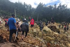 Hundreds feared dead after Papua New Guinea landslide