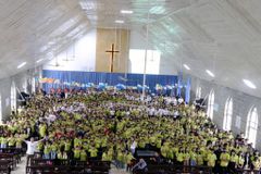 India church hosts 700 kids for VBS despite upheaval | Baptist Press