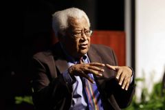 The Rev. James Lawson Jr., Civil Rights Leader Who Preached Nonviolent Protest, Dies at 95