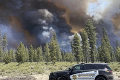 Hundreds ordered to evacuate for latest Oregon wildfire