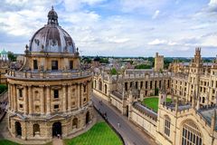 Oxford prof. pledges to mentor next generation of evangelist-apologists