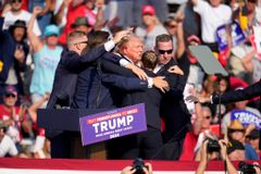 Former President Trump survives apparent assassination attempt at campaign rally | Baptist Press