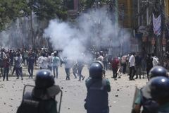 Bangladeshi leaders ready to talk after protests turn violent