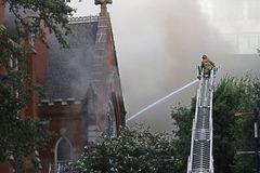 First Baptist Dallas to rebuild after sanctuary burns down