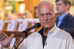 Pat Boone Releases Song as a ‘Wake-up Call’ for Americans