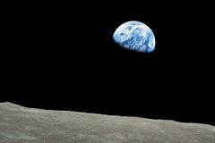 From Apollo 8 to SpaceIL, How to Celebrate Shabbat, Ramadan and Christmas in Space