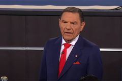 'Thank you, Jesus': Kenneth Copeland praises God for Bentley with Breitling clock as seed offering from dying man