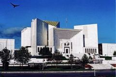 Supreme Court of Pakistan Bows to Islamist Threats - Morningstar News