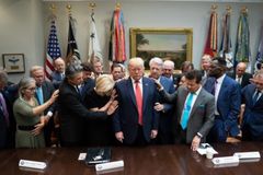 You foolish evangelicals, Trump has bewitched you