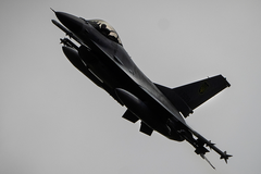 Ukrainian air commander fired after F-16 downed