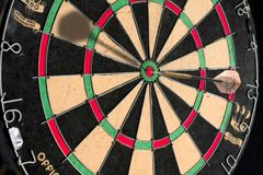 World Darts Federation threatens discipline after female refuses to compete against male opponent