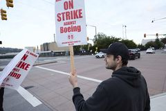 Boeing workers begin strike