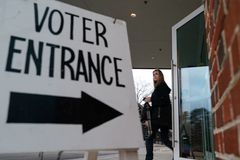 Texas clarifies voter ID law, requires proof of US citizenship for ballot