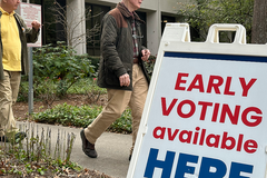 Atlanta police look for bombs at polls after threats