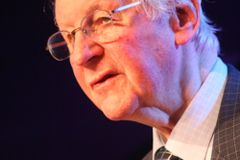 John Stott: an extraordinary hero of the Christian faith