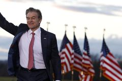 Trump picks TV’s Dr. Oz to run Medicare, Medicaid