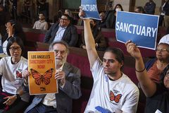 Los Angeles pushing to become a sanctuary city