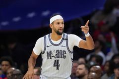 We Can Thank Kirk Franklin For Last Night's Orlando Magic Win - RELEVANT