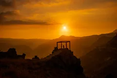 Unsettling Advent 2024, Day 16