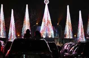 Missouri church shines Gospel light in drive-through Christmas attraction | Baptist Press