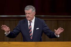 Steve Lawson moved out of Texas after resignation, knows he is 'disqualified from ministry': friend