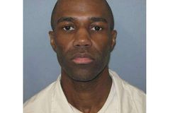 Alabama judge considers blocking nitrogen execution of convicted killer