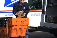 USPS resumes mail services from China